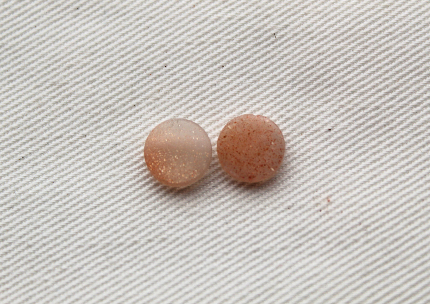 TWO Gold sand Sunstone cabochons 8 MM Gemstones round
