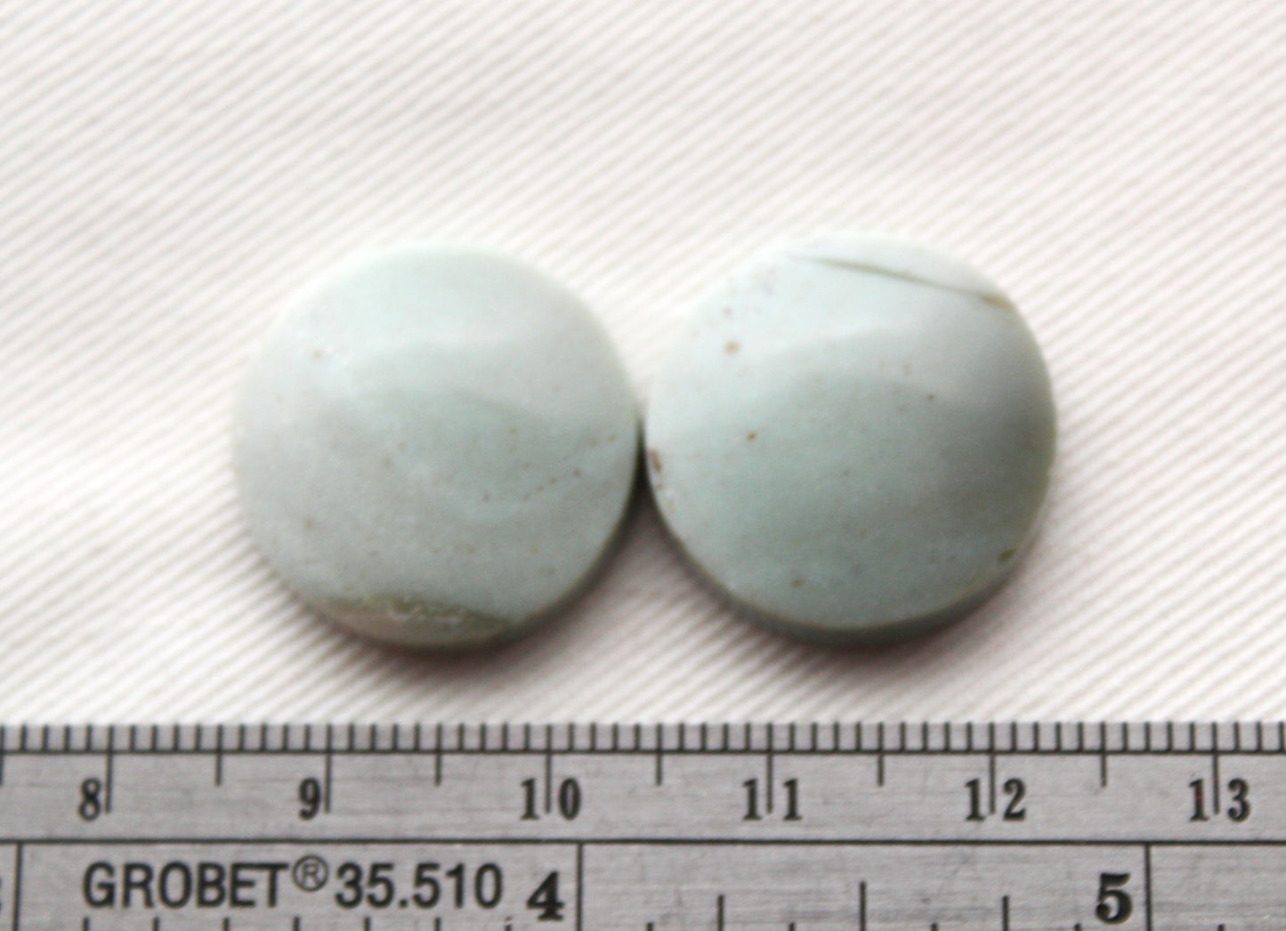 Pair of green Jasper Cabochons round 19MM