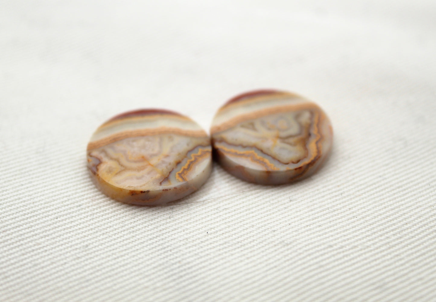 Lace Agates Cabochons Gemstone Pair round 19MM