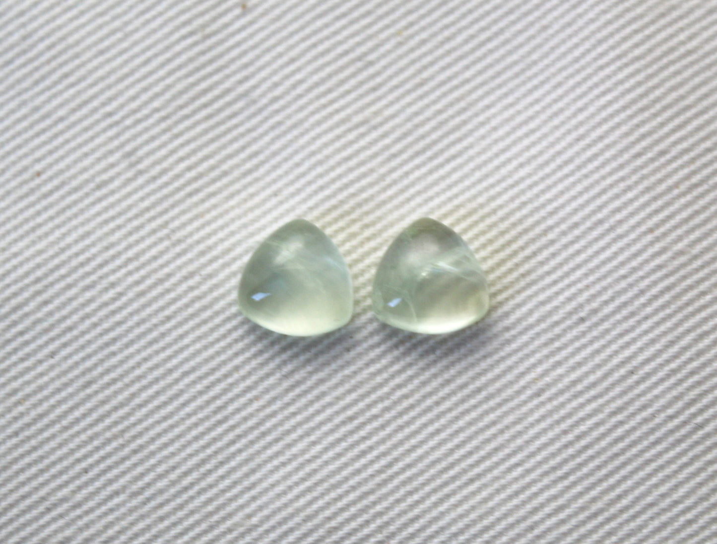 TWO prehnite cabochons Gemstones Trillion 8MM