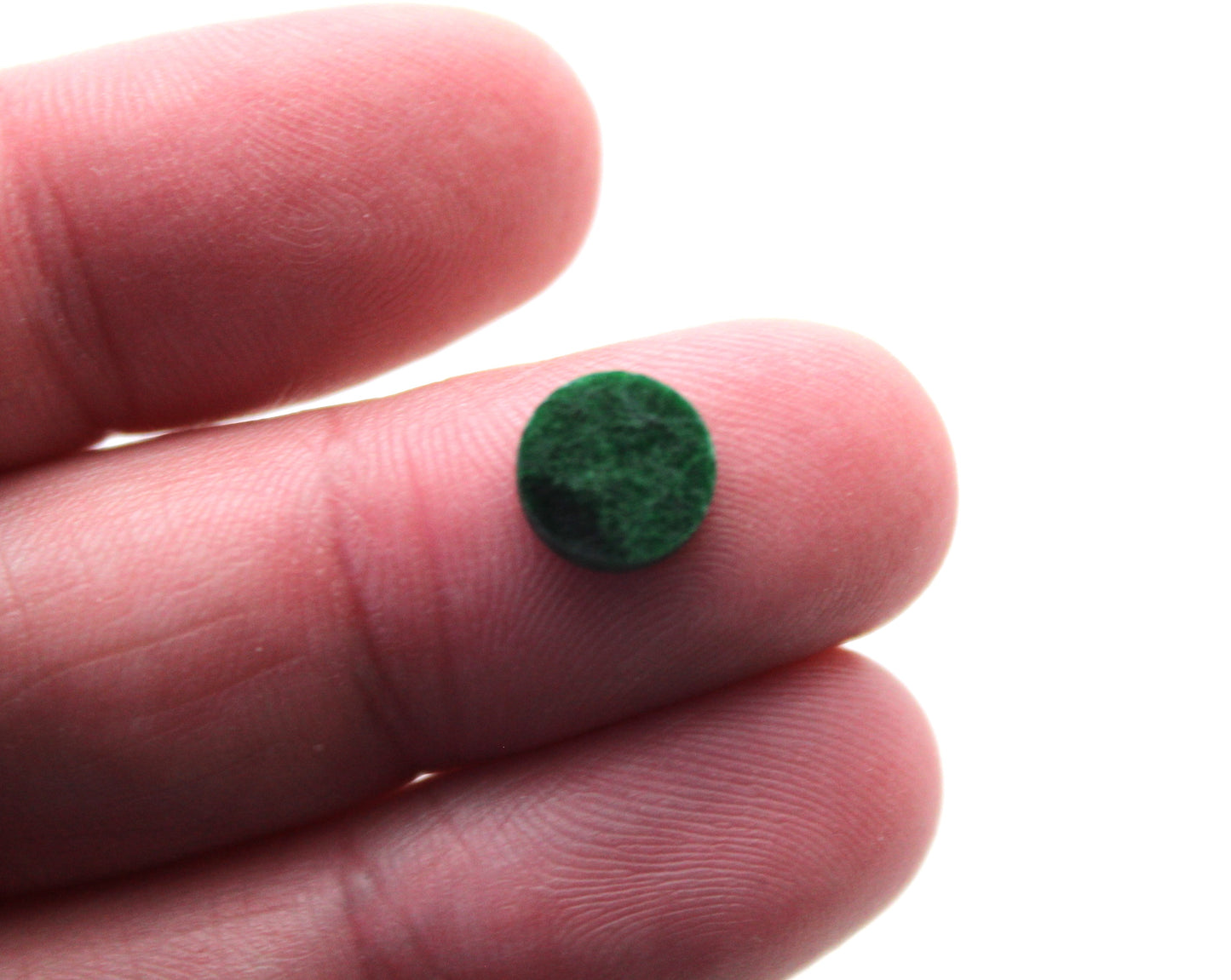 Pair of Maw Sit-Sit Flat cabochons 8 MM Gemstones round