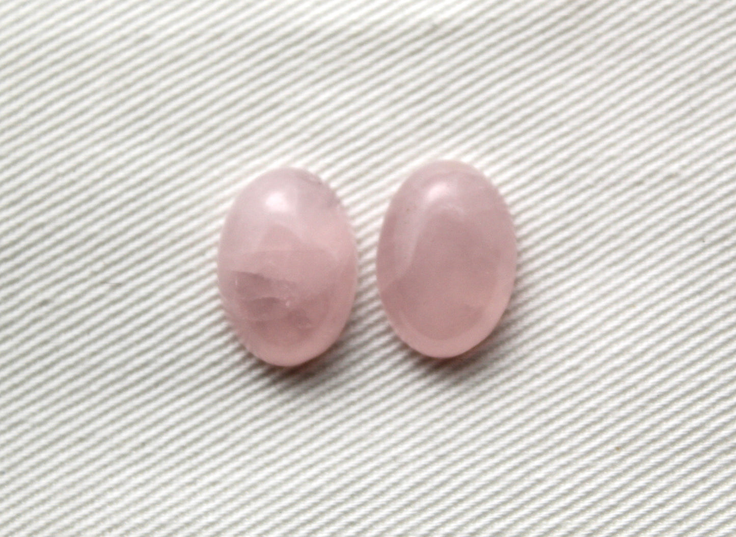 TWO Pink Quartz cabochons Gemstones Oval 10x14MM