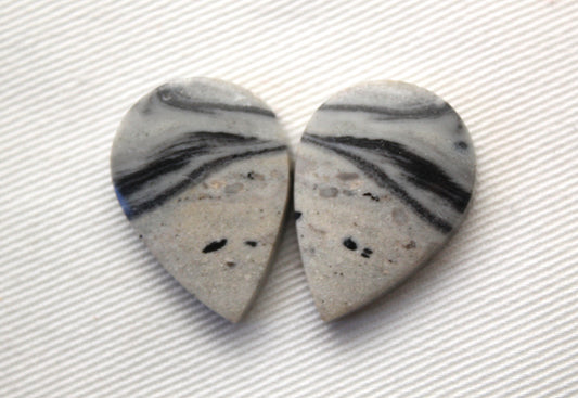 Pair of striped Jasper Cabochons Pear