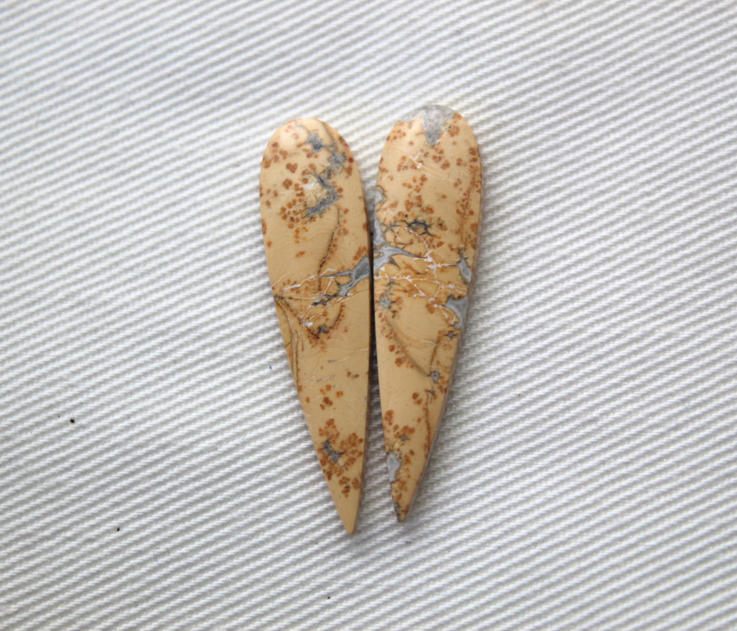 Pair of Maligano Jasper cabochons Gemstone yellow gray