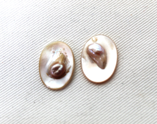 TWO Mother of Pearl cabochons Gemstones oval 18X13MM