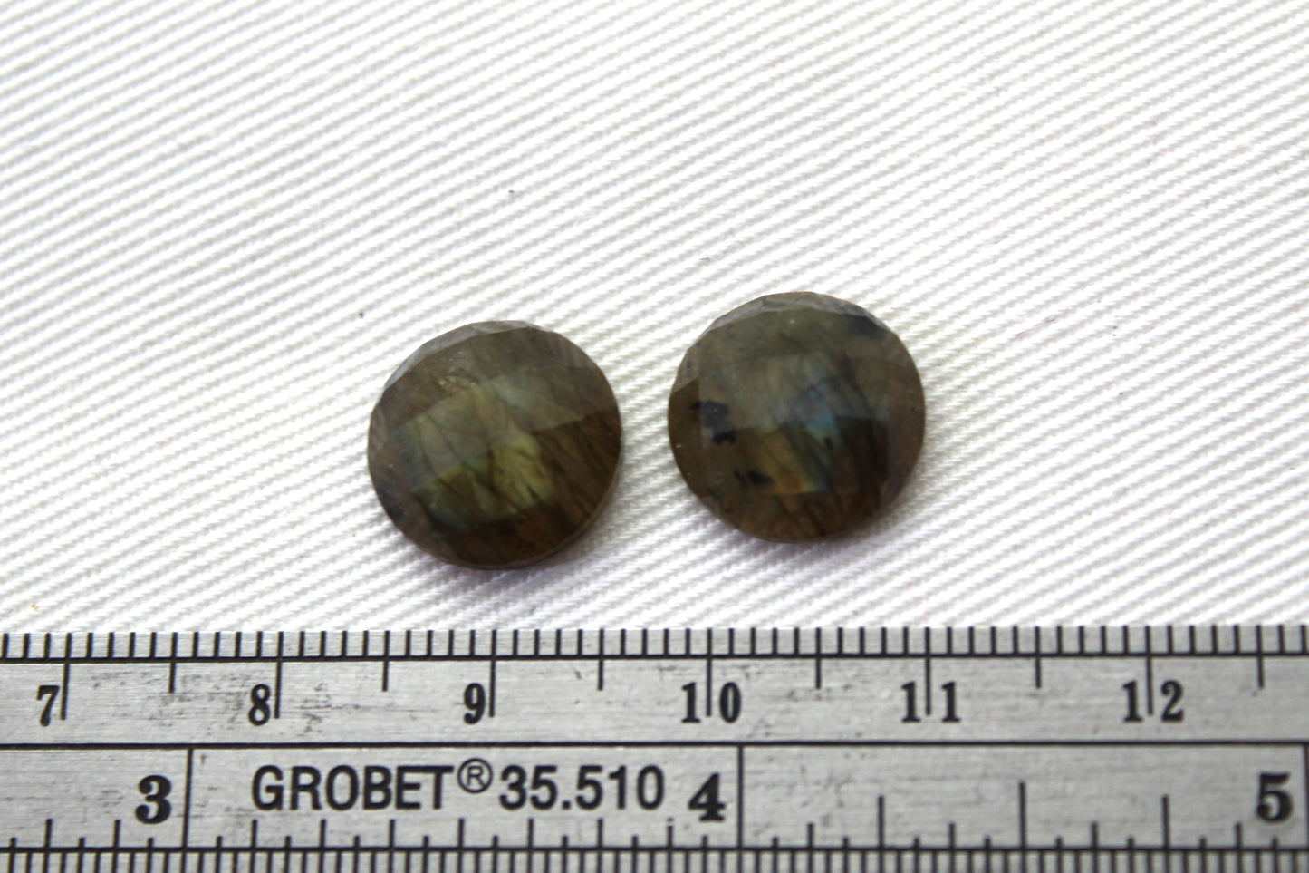 DEUX cabochons Labradorite ronds 10MM Gemme bleue