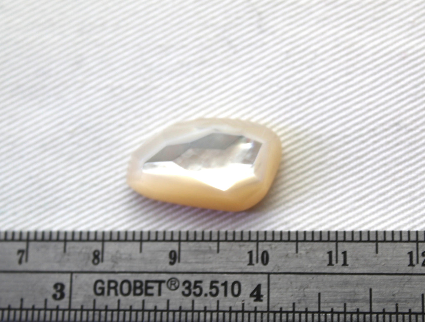 DEUX cabochons Nacre Pierres gemmes rondes 10MM