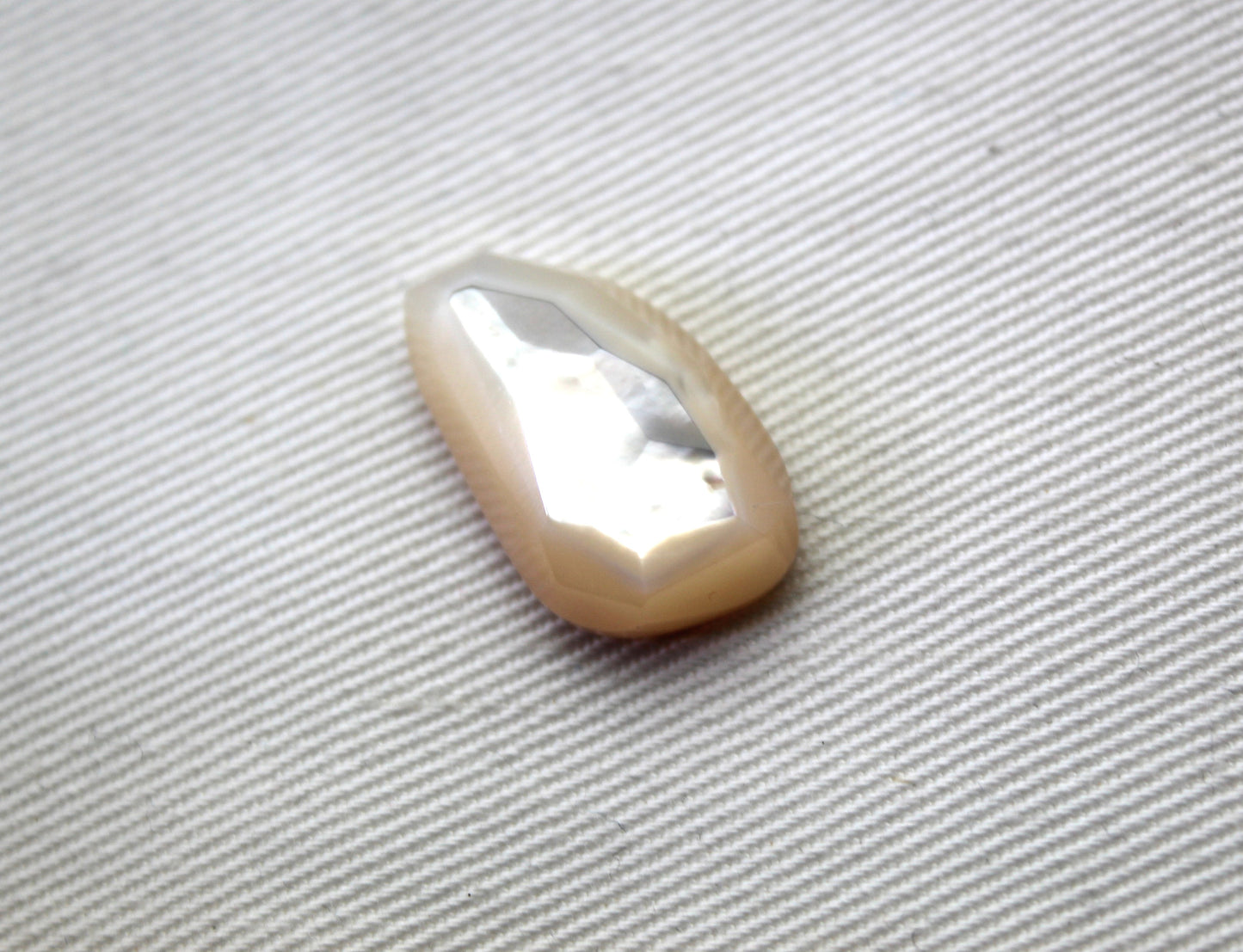 DEUX cabochons Nacre Pierres gemmes rondes 10MM