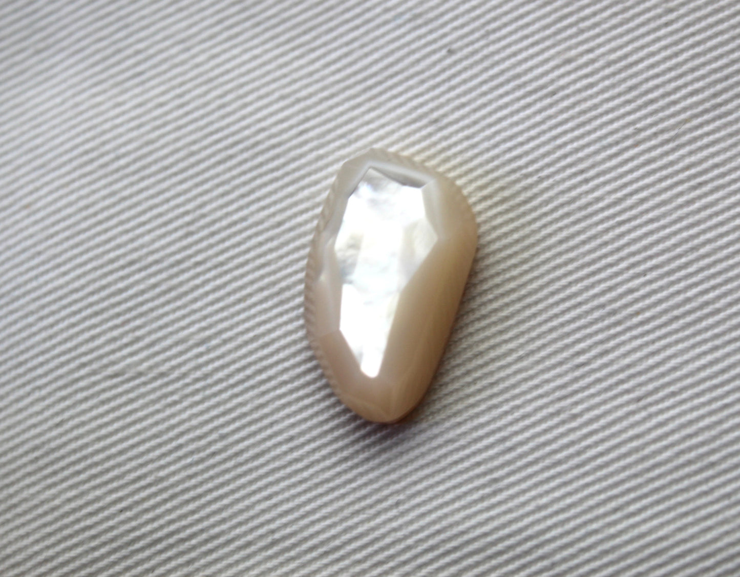DEUX cabochons Nacre Pierres gemmes rondes 10MM