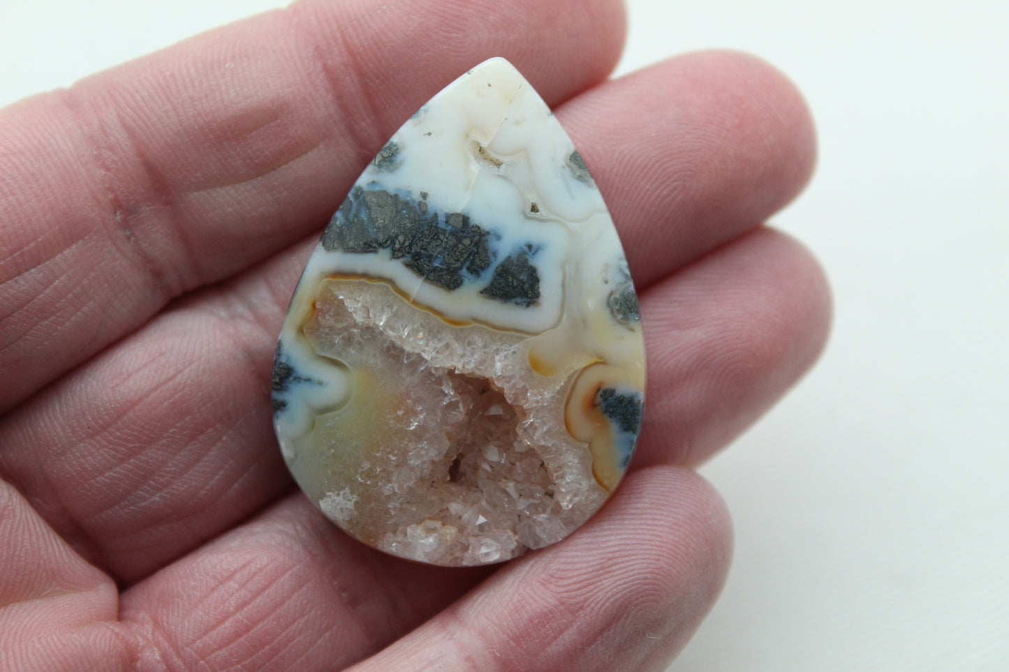 Marcasite in Agate Cabochon Gemstone white with Druzy