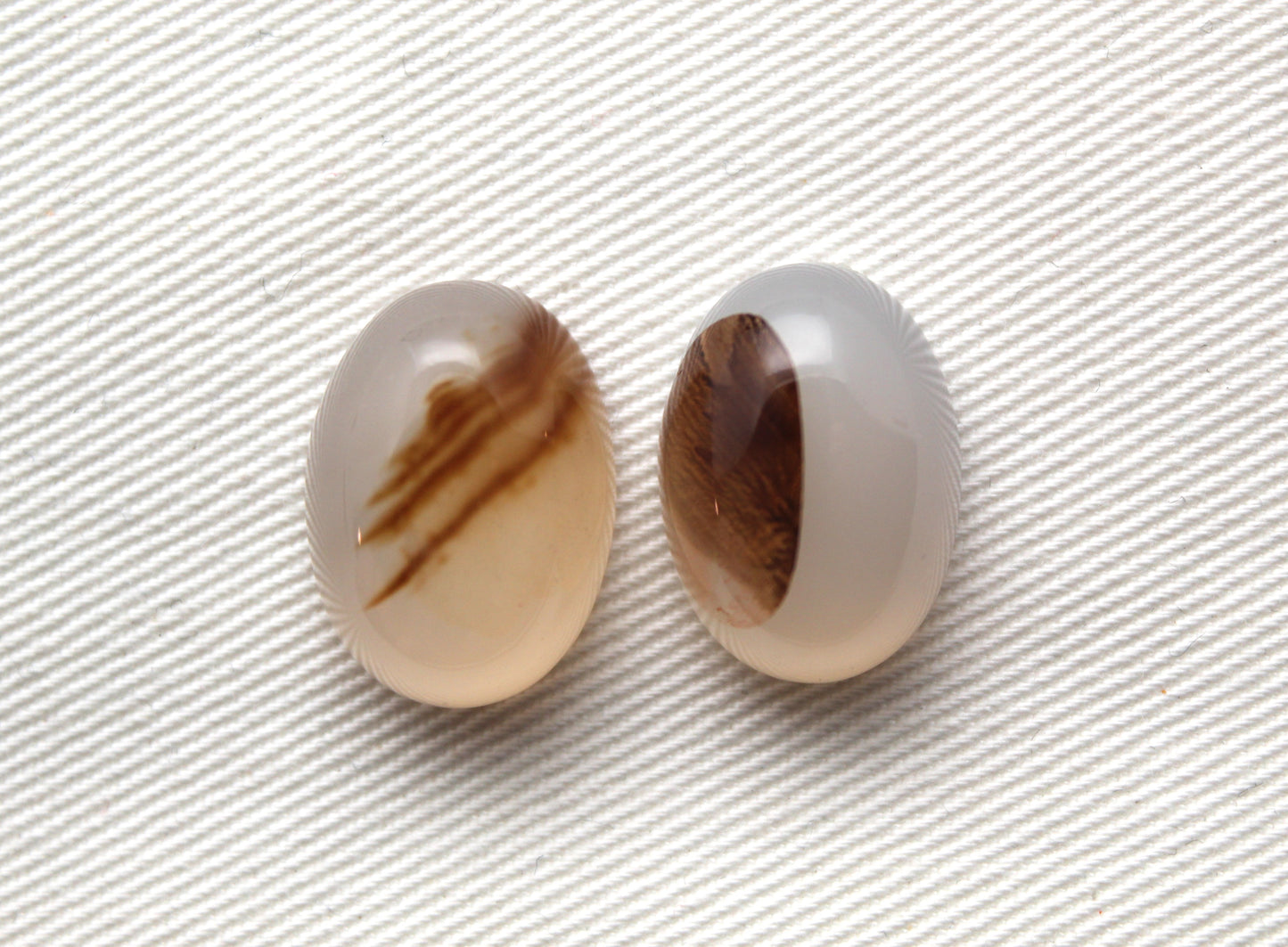 TWO Montana Agate Cabochon Oval gemstone 13X18MM