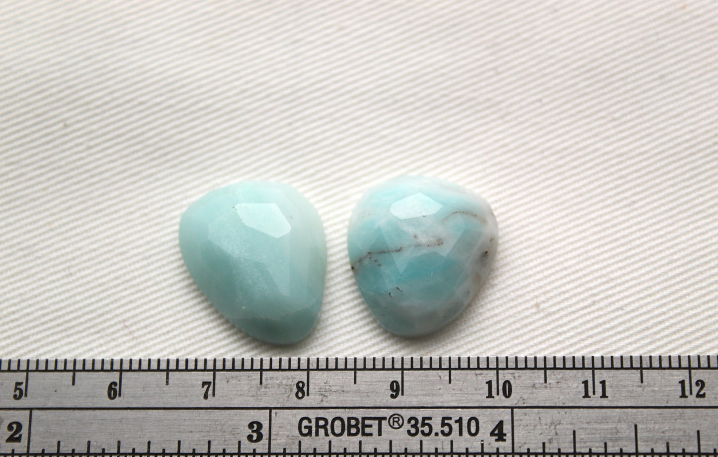 Cabochon d'amazonite chinoise Forme libre taillée en rose Pierre précieuse