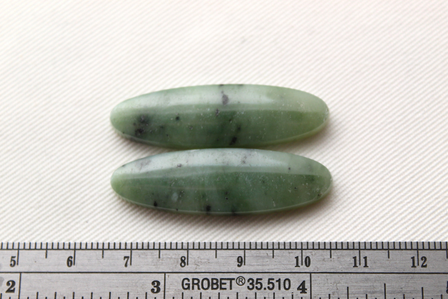 Long Nephrite Jade Cabochons Pair Gemstone moss green Oval (Copie)