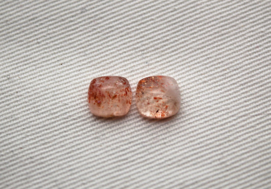 <tc>Deux cabochons de sunstone ovales 10x8MM pierres oranges</tc>