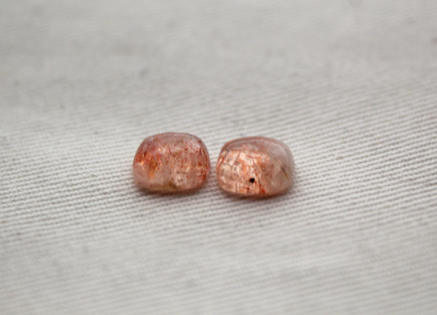 <tc>Deux cabochons de sunstone ovales 10x8MM pierres oranges</tc>