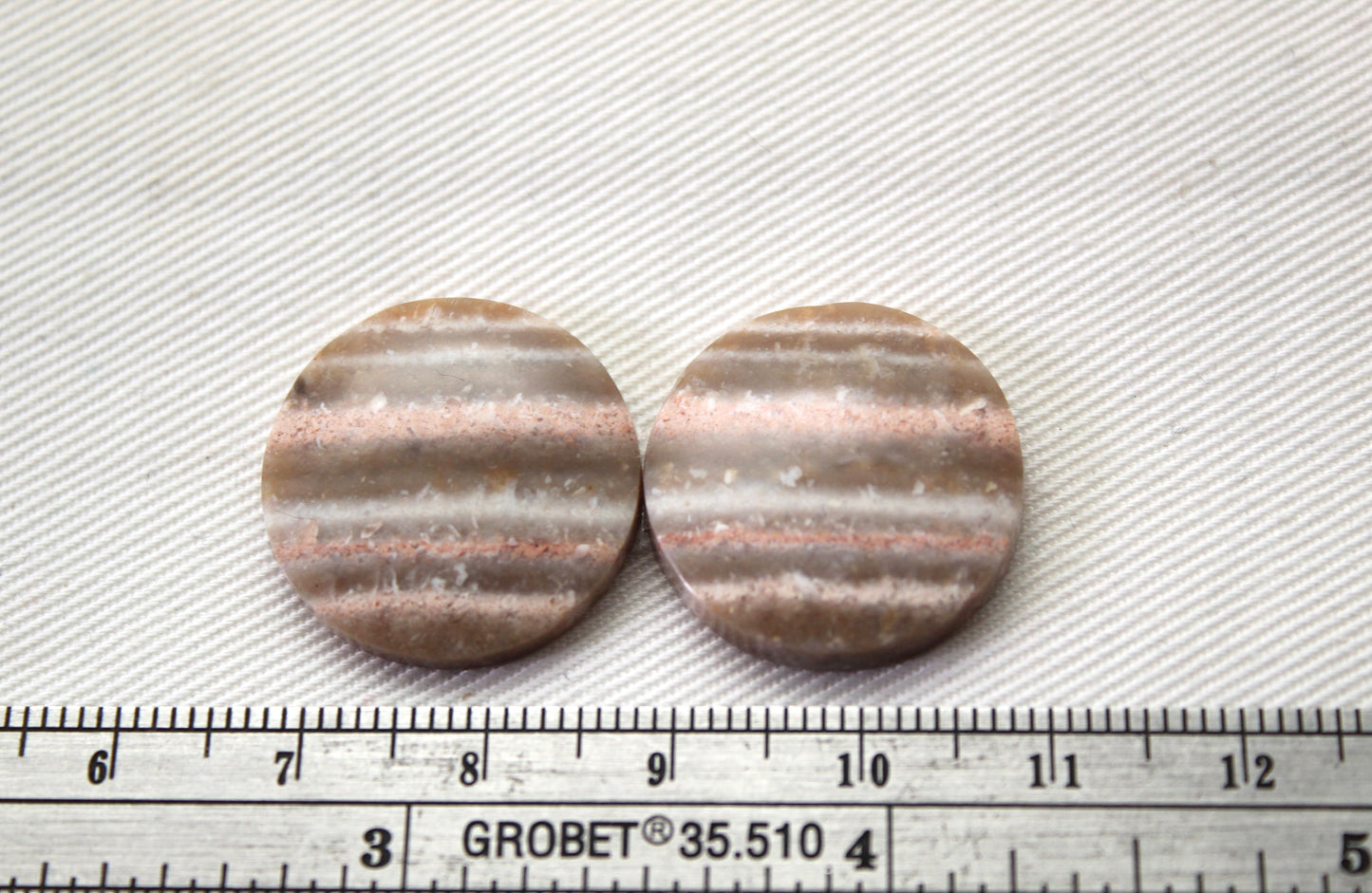 Pair of banded beige Jasper Cabochons round 21MM