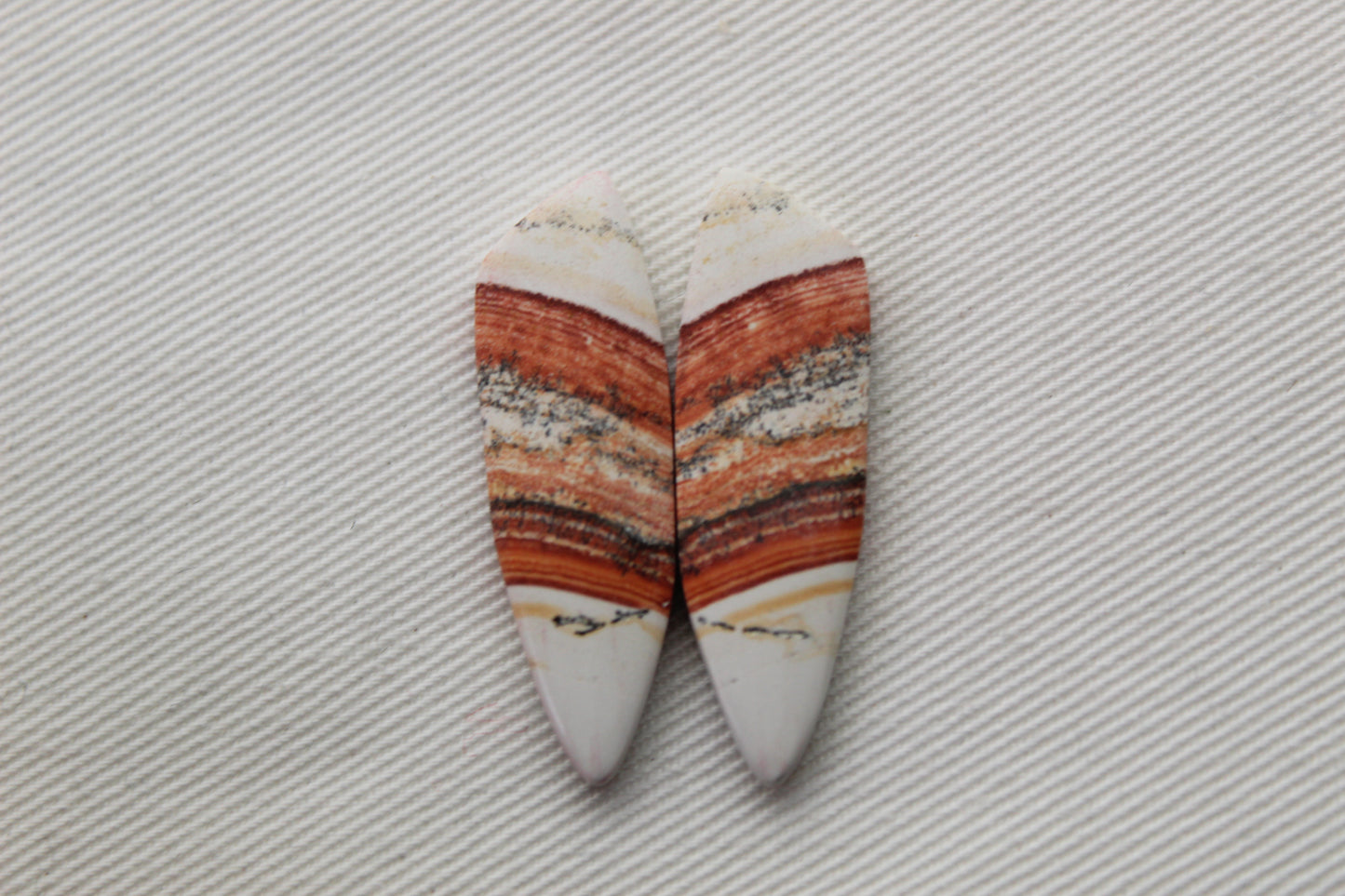 <tc>Paire de Cabochons de Jaspe Rétro crème jaune marron</tc>