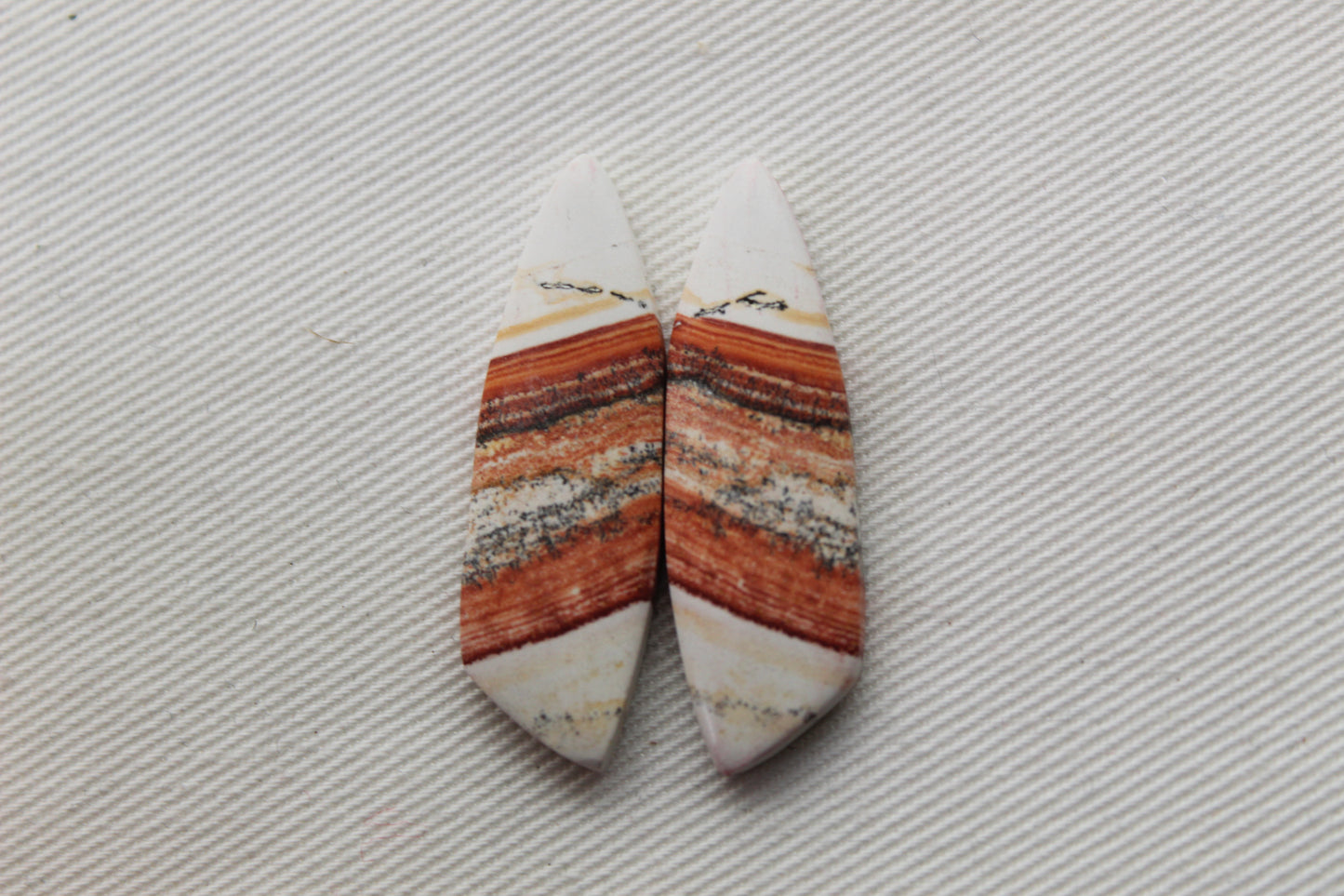 <tc>Paire de Cabochons de Jaspe Rétro crème jaune marron</tc>