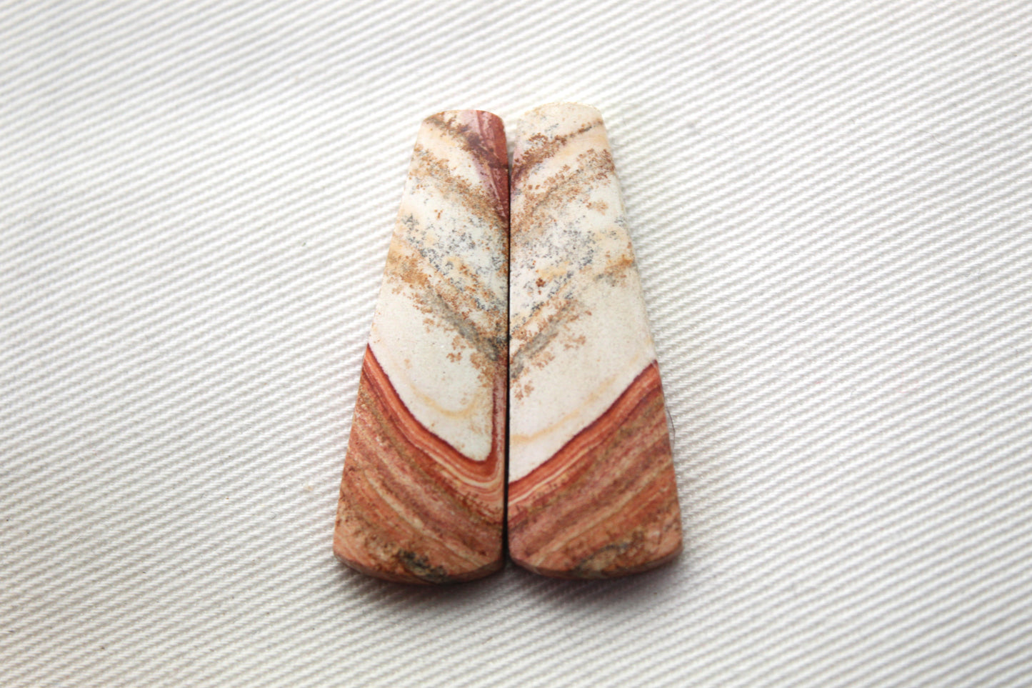 <tc>Paire de Cabochons de Jaspe Rétro crème jaune marron</tc>