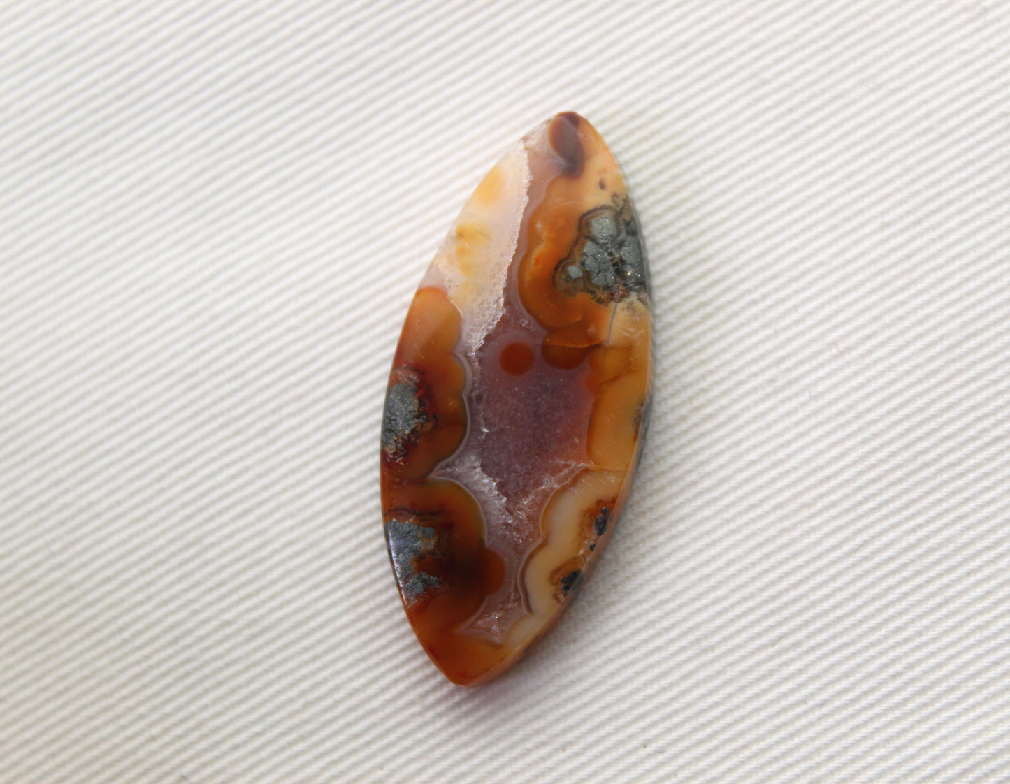 NICE Marcasite in Cabochon Marquise Gemstone DRUZY edge
