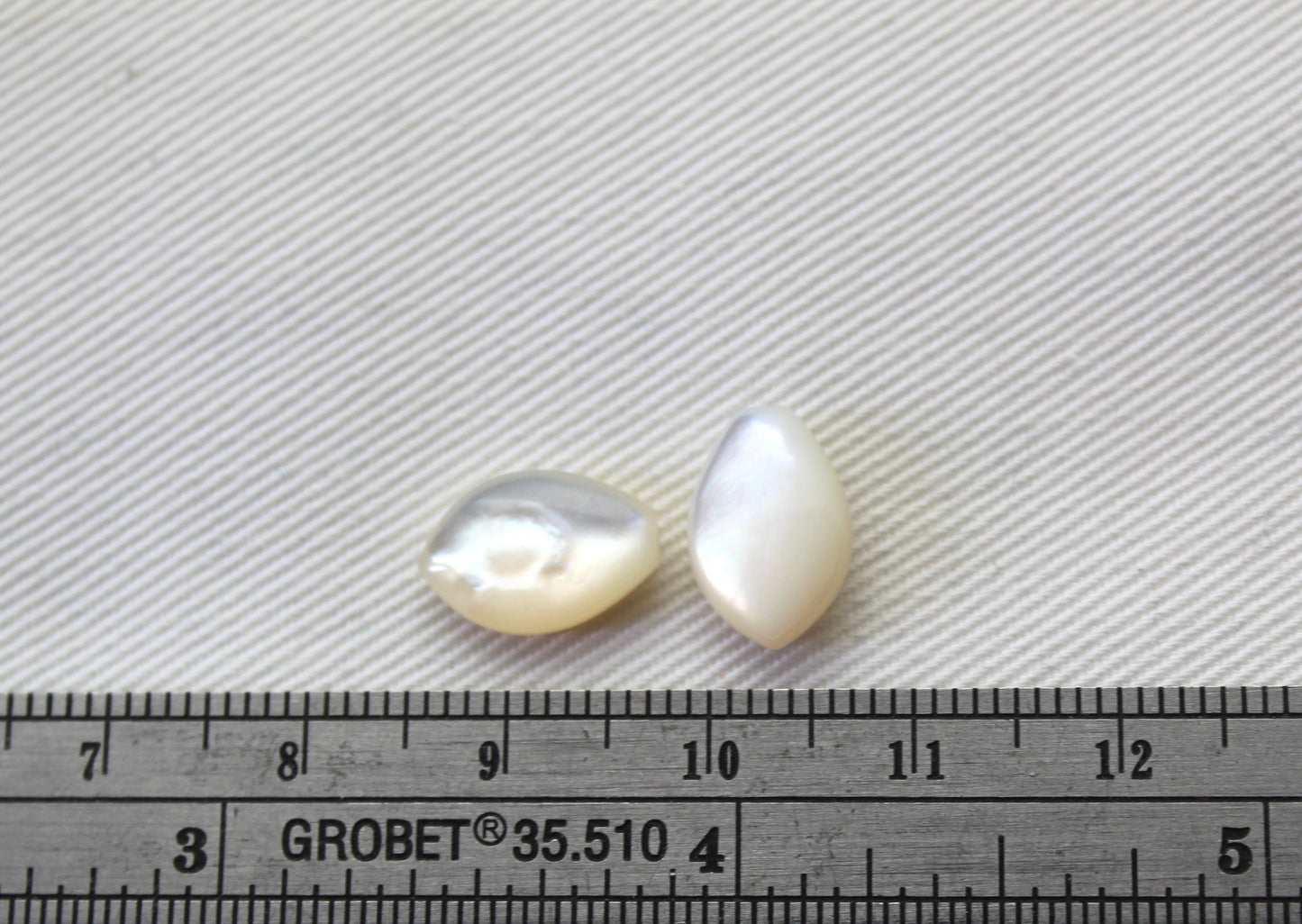 DEUX cabochons Nacre Pierres gemmes rondes 10MM