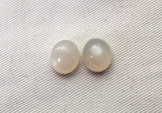 TWO white Moonstone cabochons Gemstones Oval
