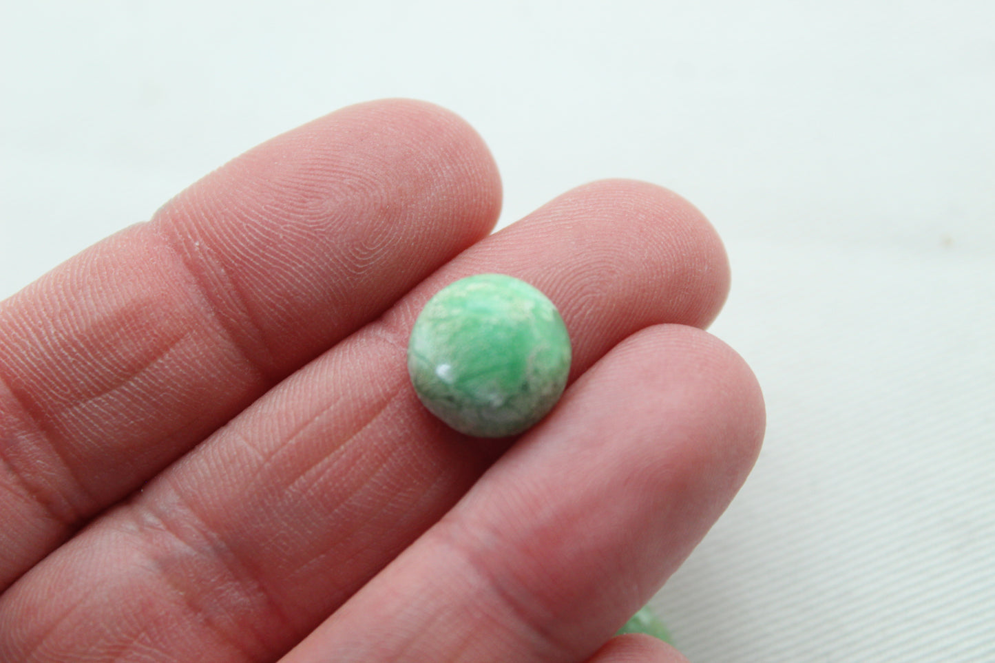 FOUR Chrysoprase cabochon rond 8 mm vert