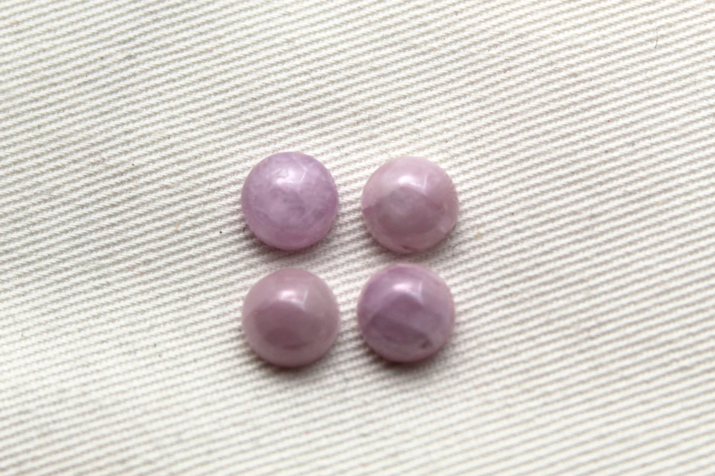 FOUR Kunzite cabochons Gemstones round 8MM
