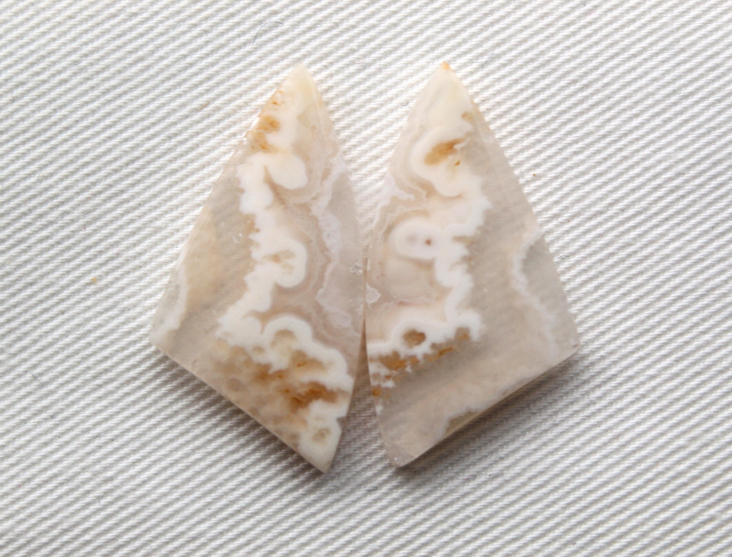 Pandora Agate Pair Cabochon Gemstone white beige