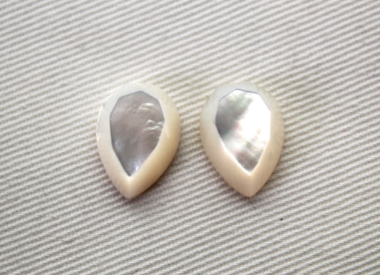 DEUX cabochons Nacre Pierres gemmes rondes 10MM