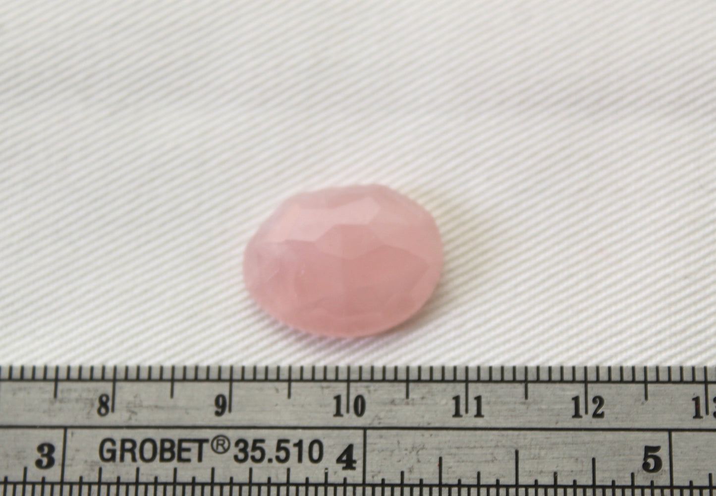 Forme libre quartz rose cabochon gemme rose