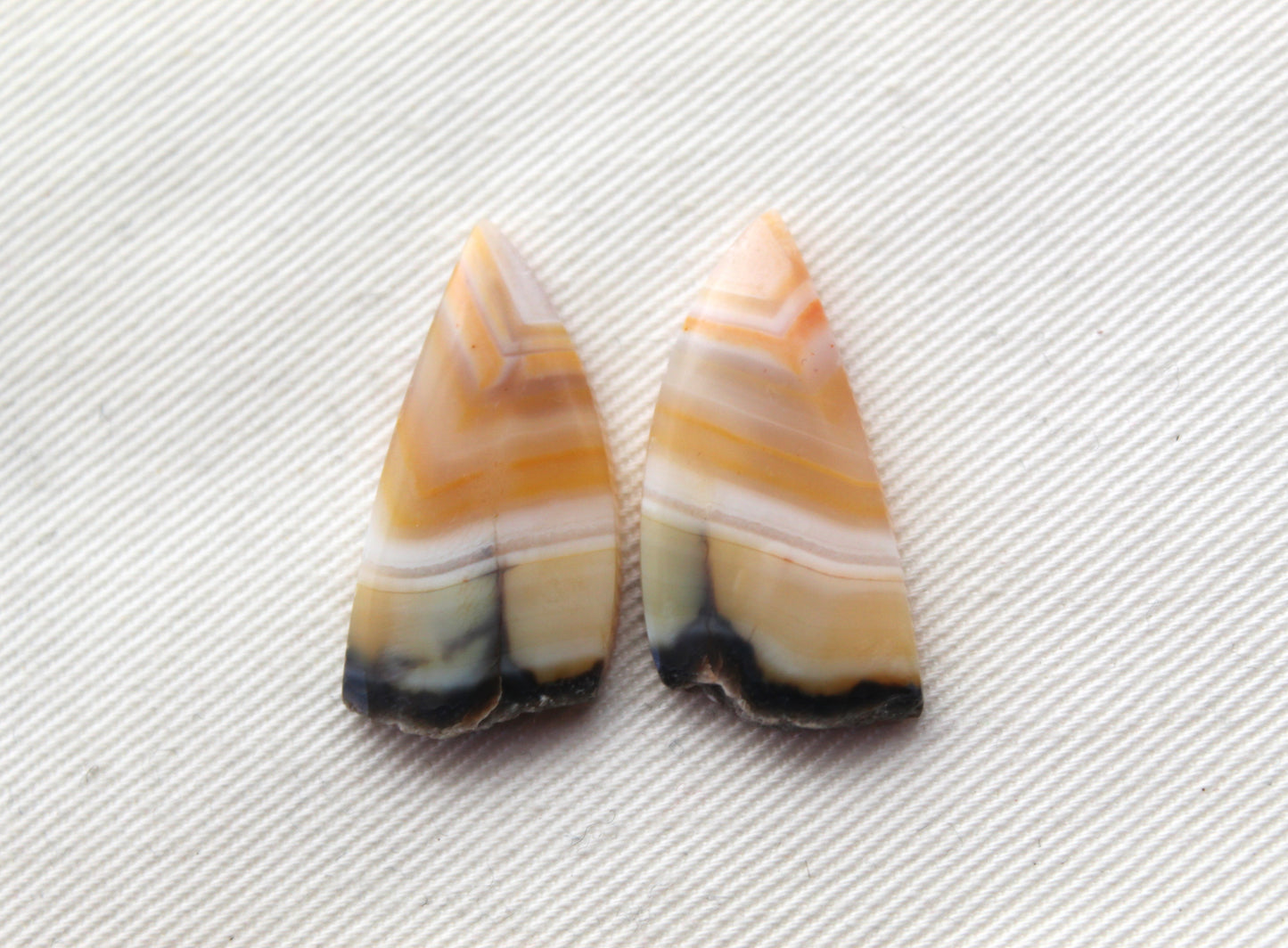 Agate rubanée Cabochon Pierre gemme Cercueil orange