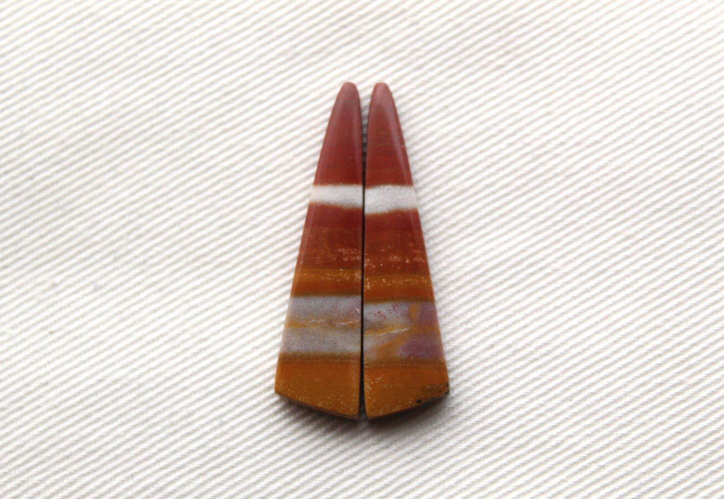 Jolie Paire de Cabochons Jaspe Australien goutte jaune gris terre cuite