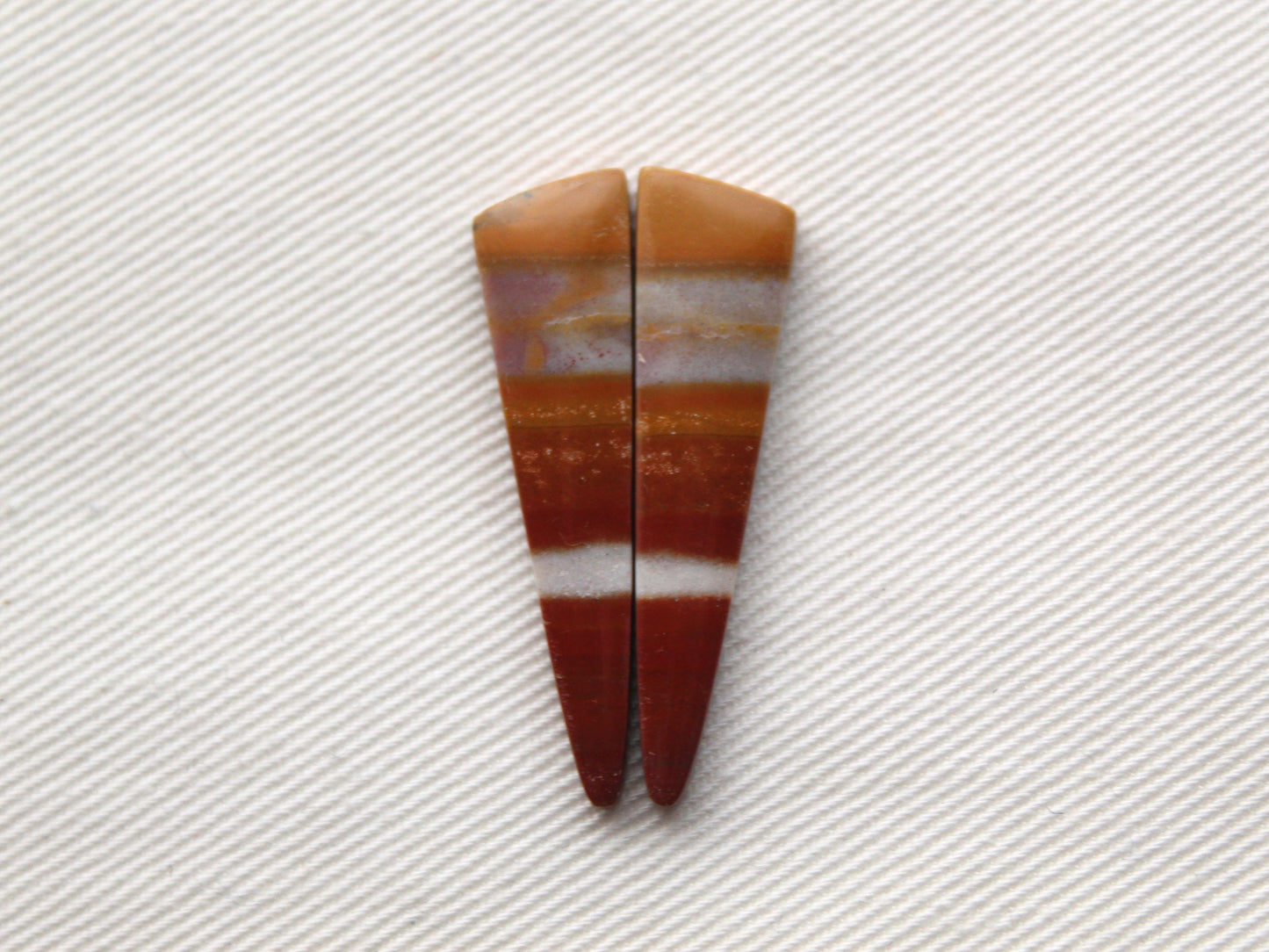 Jolie Paire de Cabochons Jaspe Australien goutte jaune gris terre cuite