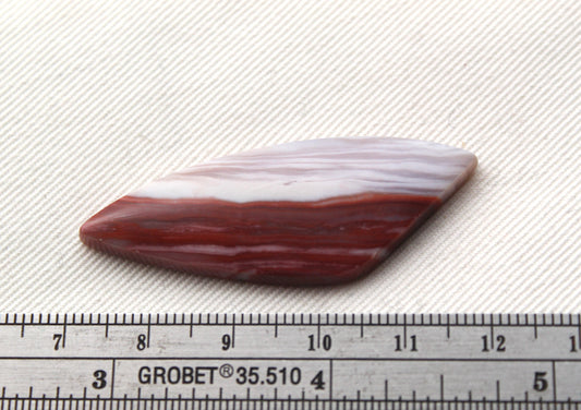 One striped Jasper Cabochon white red