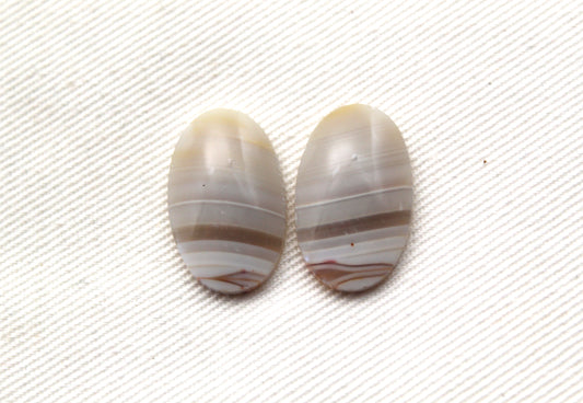 Small banded Agate Pair Cabochon Gemstone white Oval