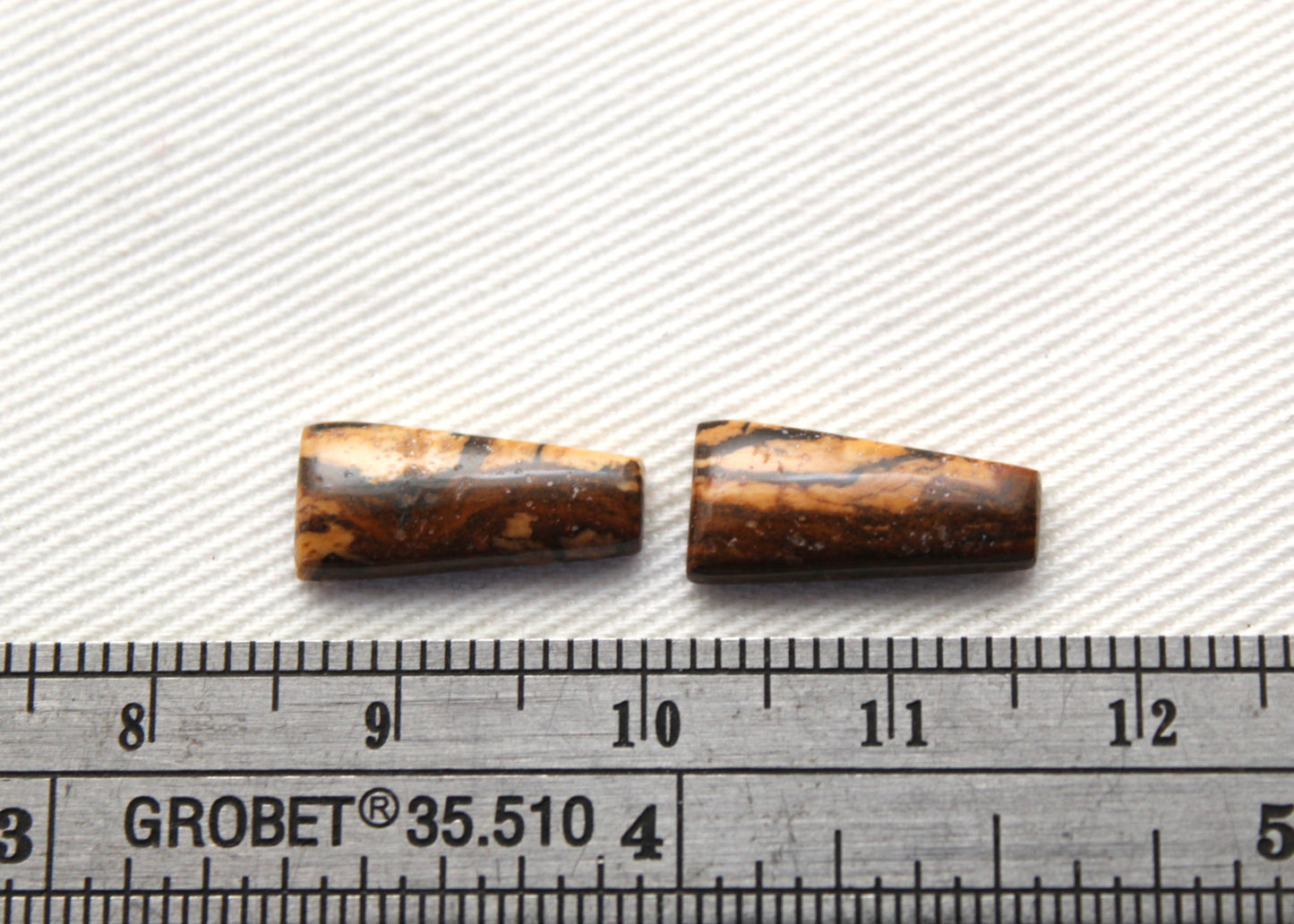 Small pair of Picture Jasper Cabochons beige 7x14MM