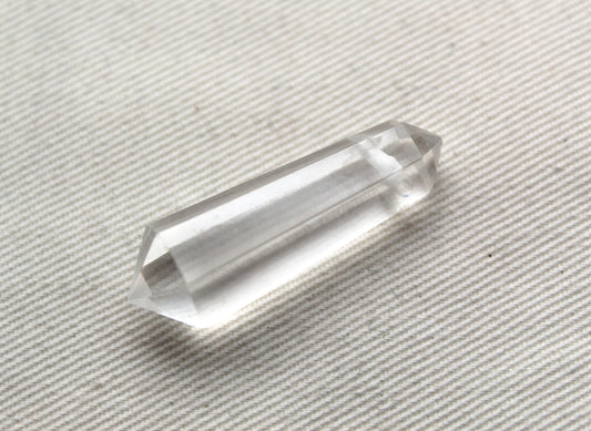 Cornaline petite tour pendentif en pierres précieuses taille UNDRILLED