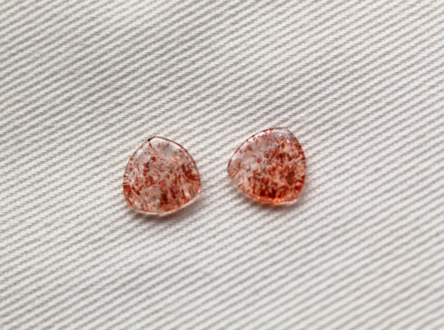 <tc>Deux cabochons de sunstone ovales 10x8MM pierres oranges</tc>