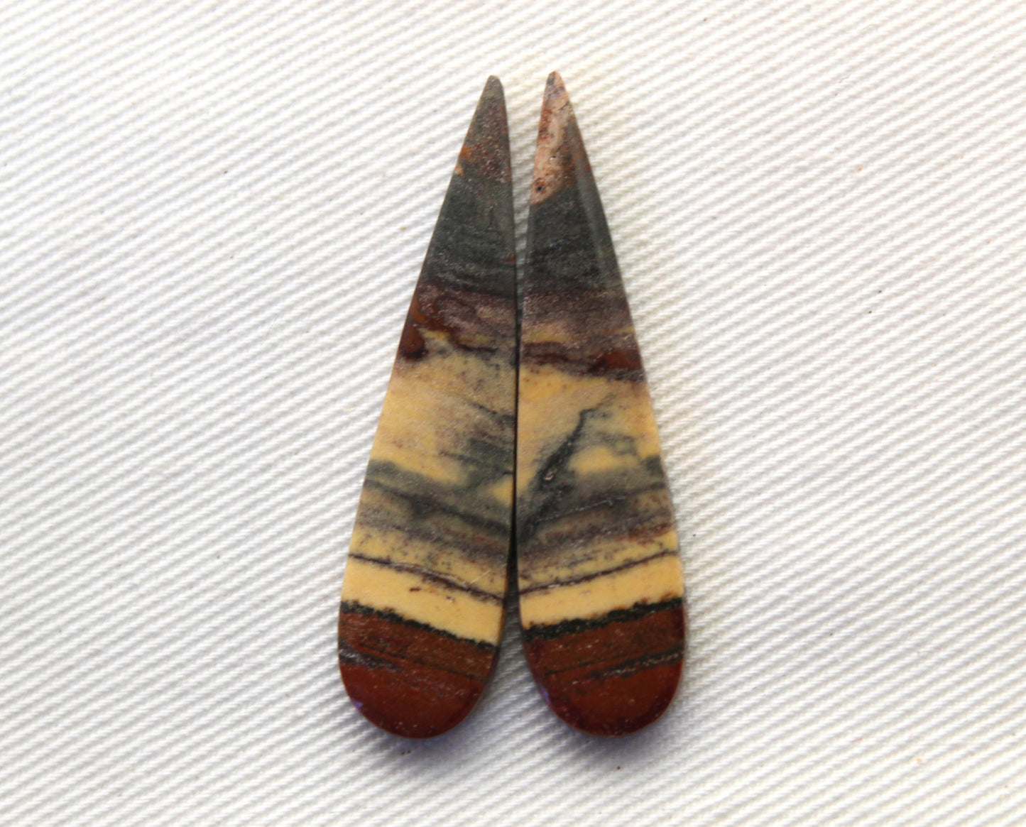 Jolie Paire de Cabochons Jaspe Australien goutte jaune gris terre cuite