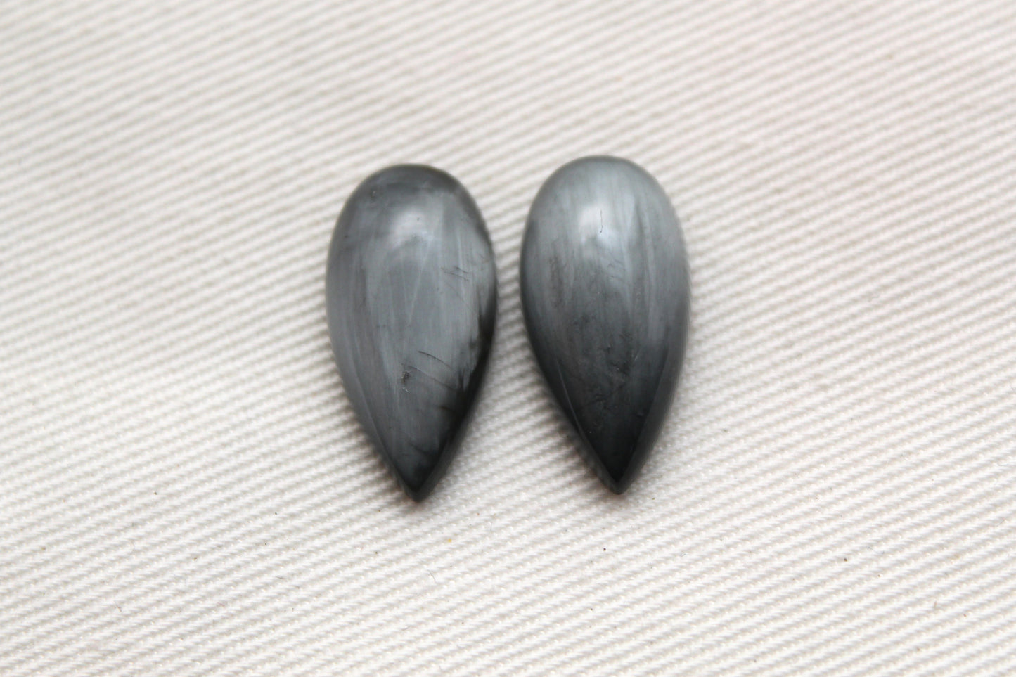 TWO Toad eye cabochon Gemstone gray teardrop 20x10MM