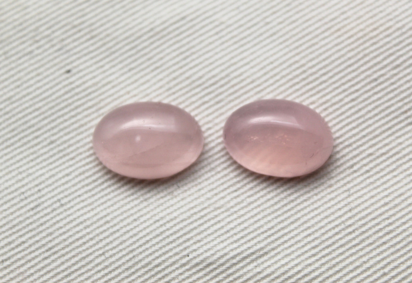 <tc>Paire de cabochons Quartz Rose Pierres rondes 8MM</tc>