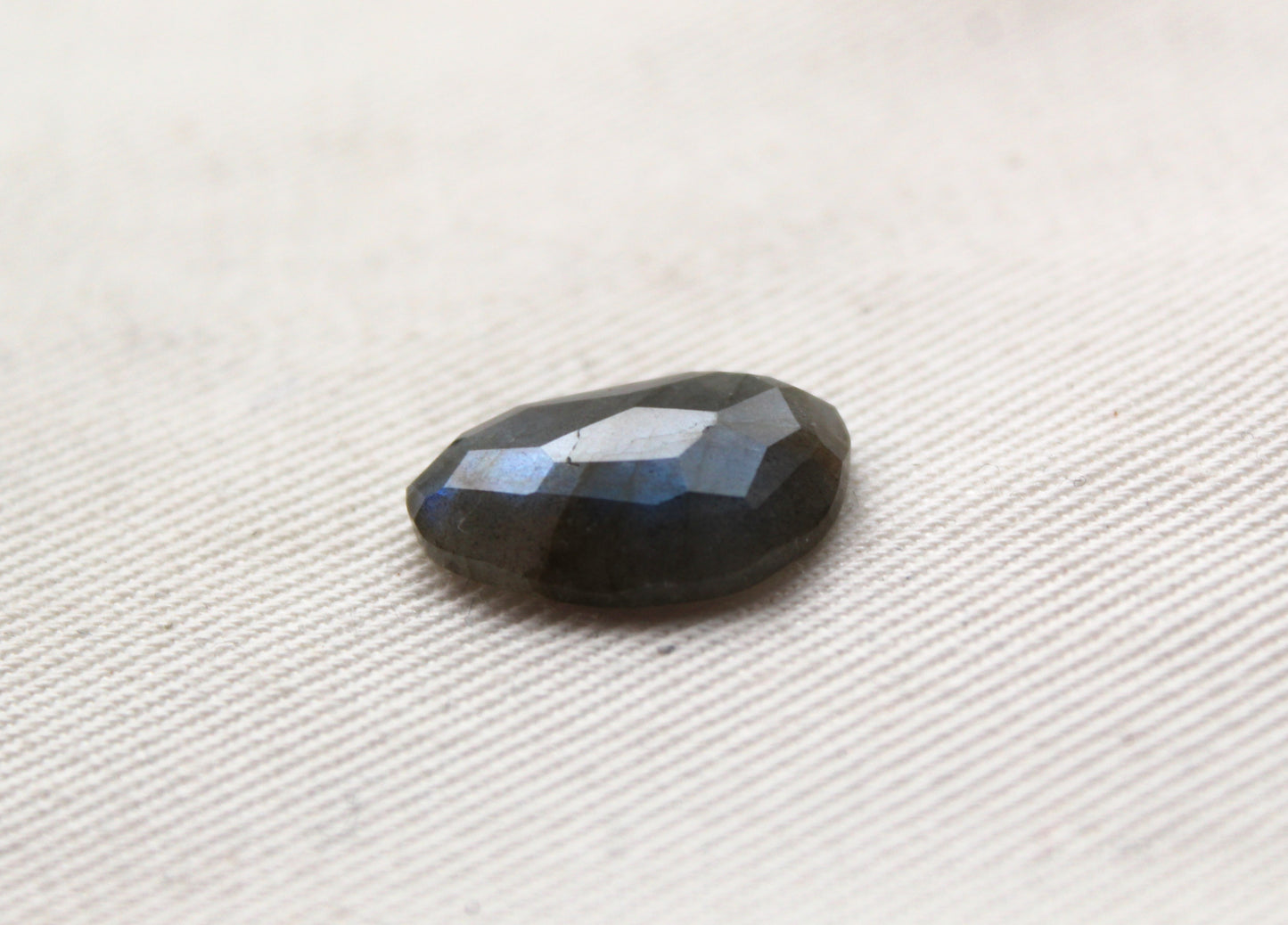ONE Labradorite rose cut Cabochon freeform blue