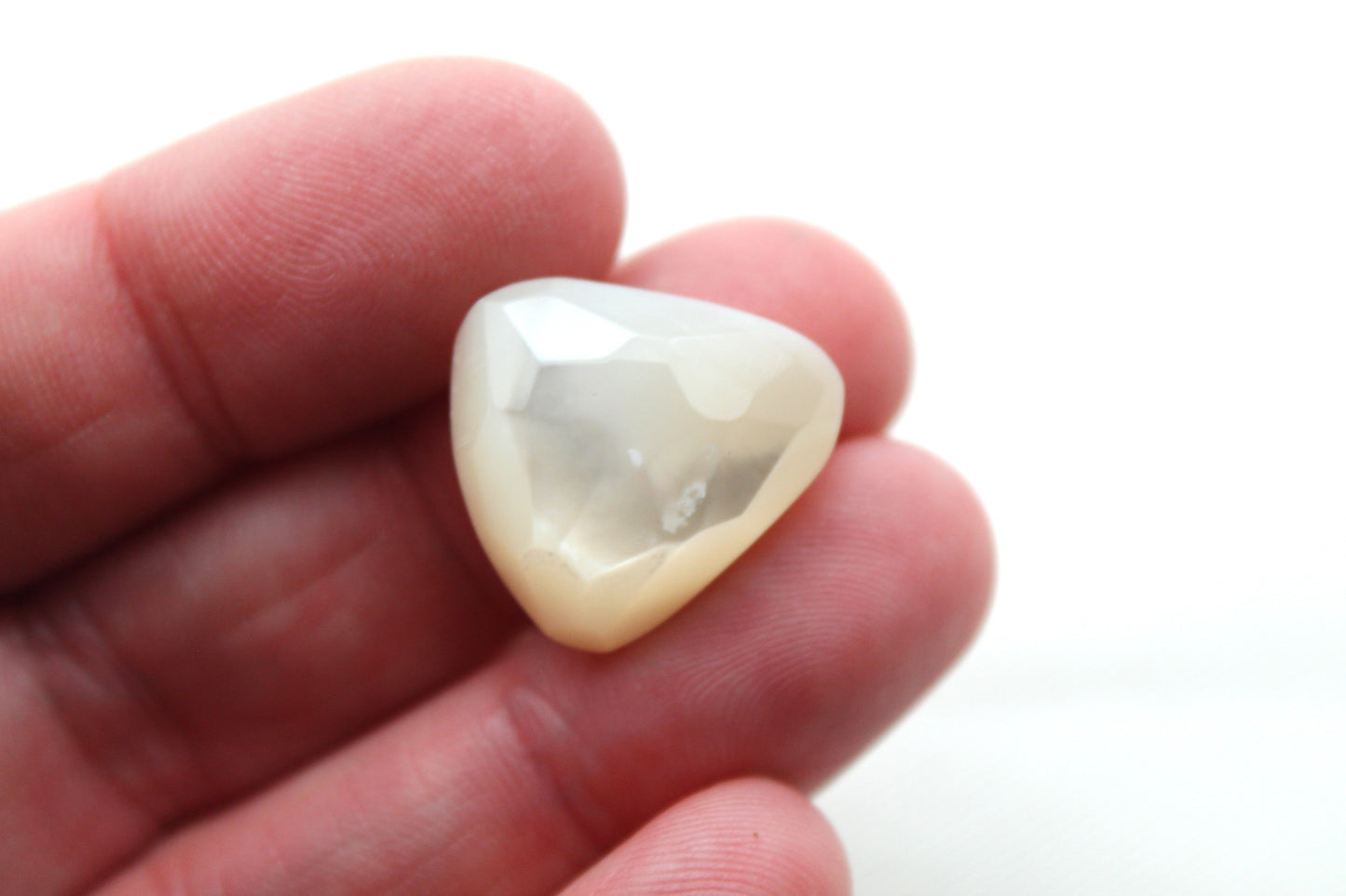 Mother of Pearl cabochons Gemstones faceted freeform