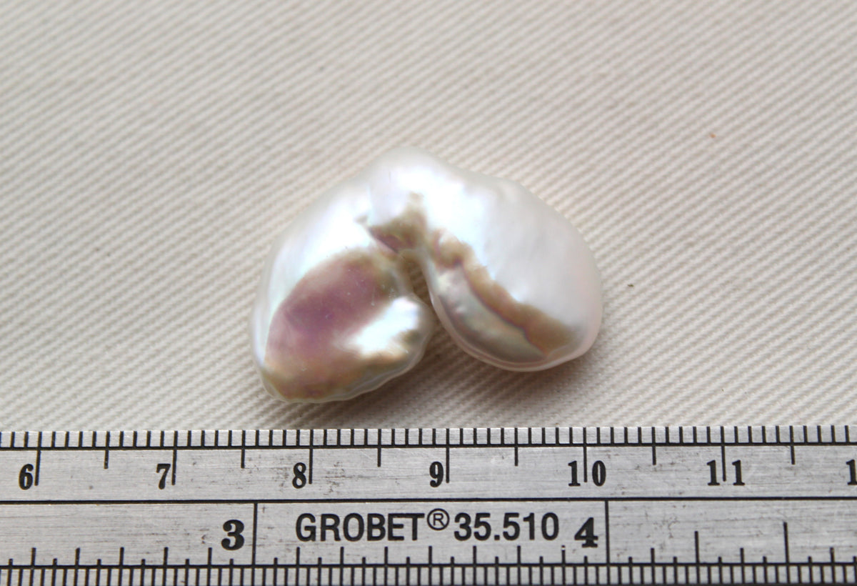 One Quality Freshwater Pearl White pearl
