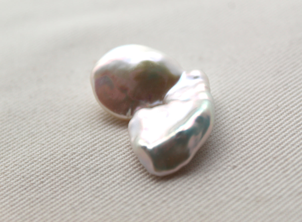 One Quality Freshwater Pearl White pearl