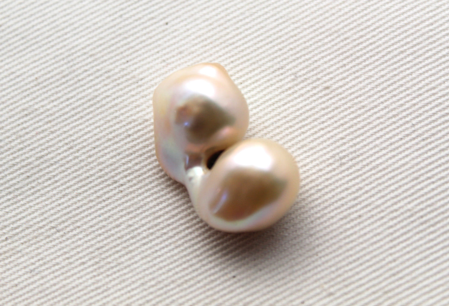 One Freshwater Pearl Peach pearl