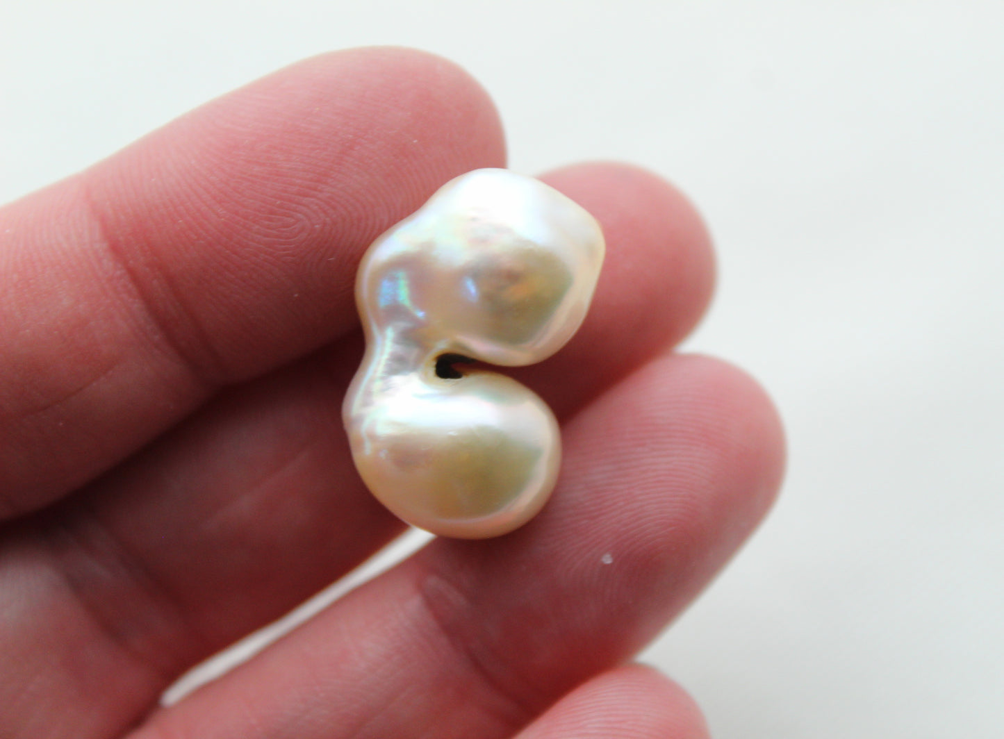 One Freshwater Pearl Peach pearl