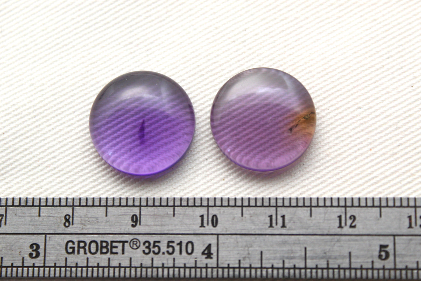 DEUX Cabochons Améthyste ronds 16MM violet