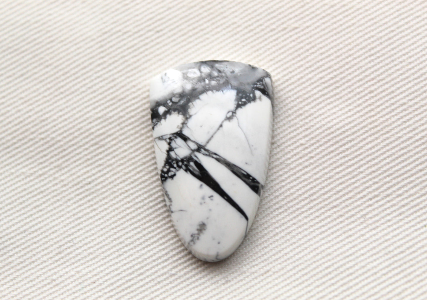 Maligano Jasper Cabochon Gemstone White grey